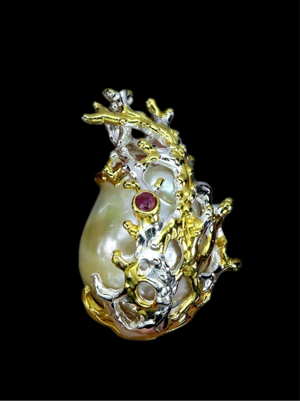Baroque Pearl Pendant with Genuine Myanmar Ruby
See Video